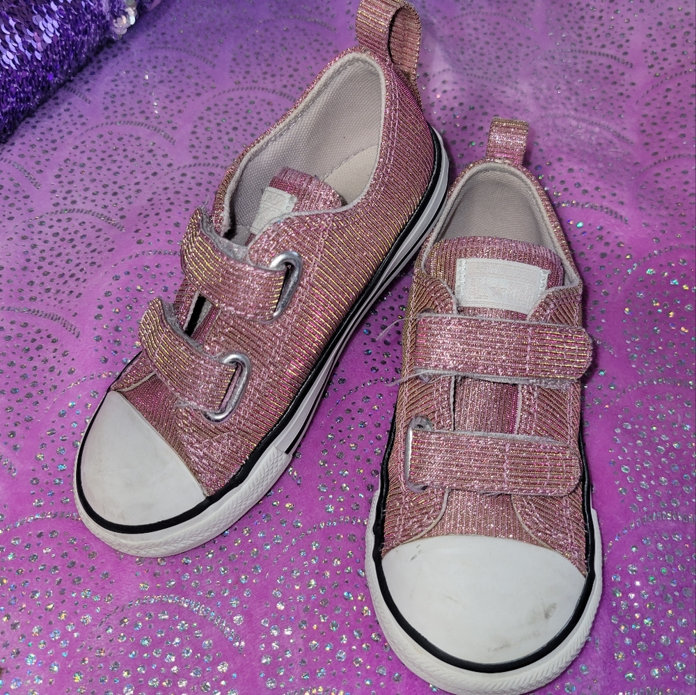 Girls pink Sparkley converse shoes 10C